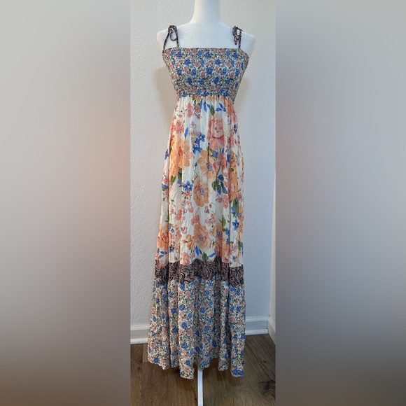 Maaji Free Spirit Maxi Dress NWOT Size Medium - Picture 4 of 11